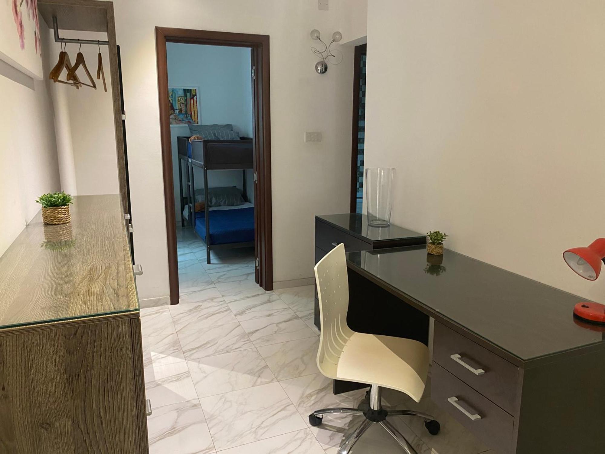 The Coastal Haven - Steps From Sliema's *