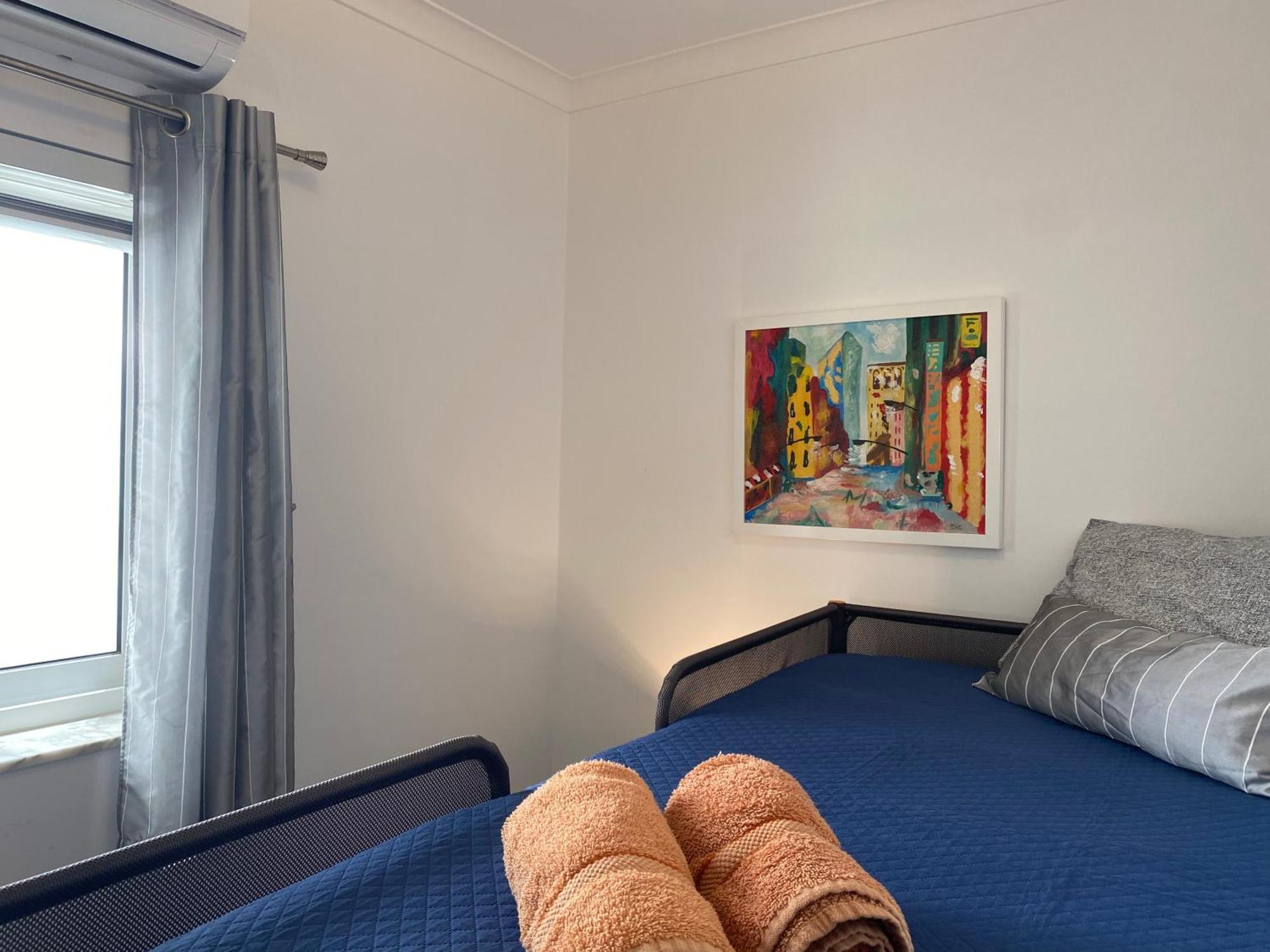 The Coastal Haven - Steps From Sliema's *