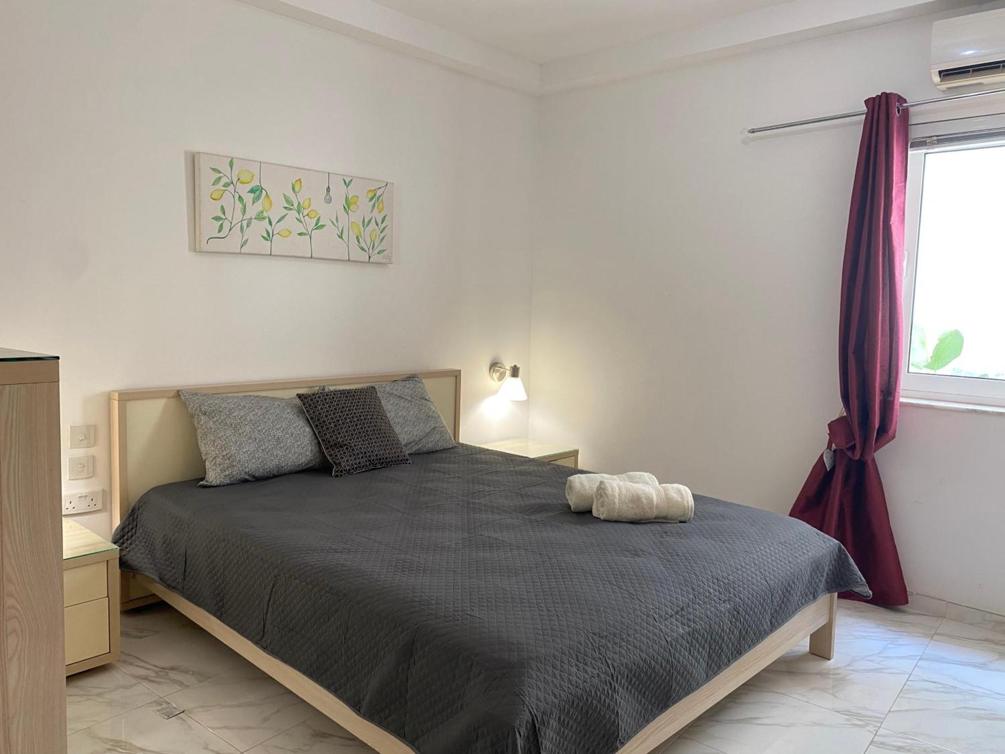 The Coastal Haven - Steps From Sliema's *