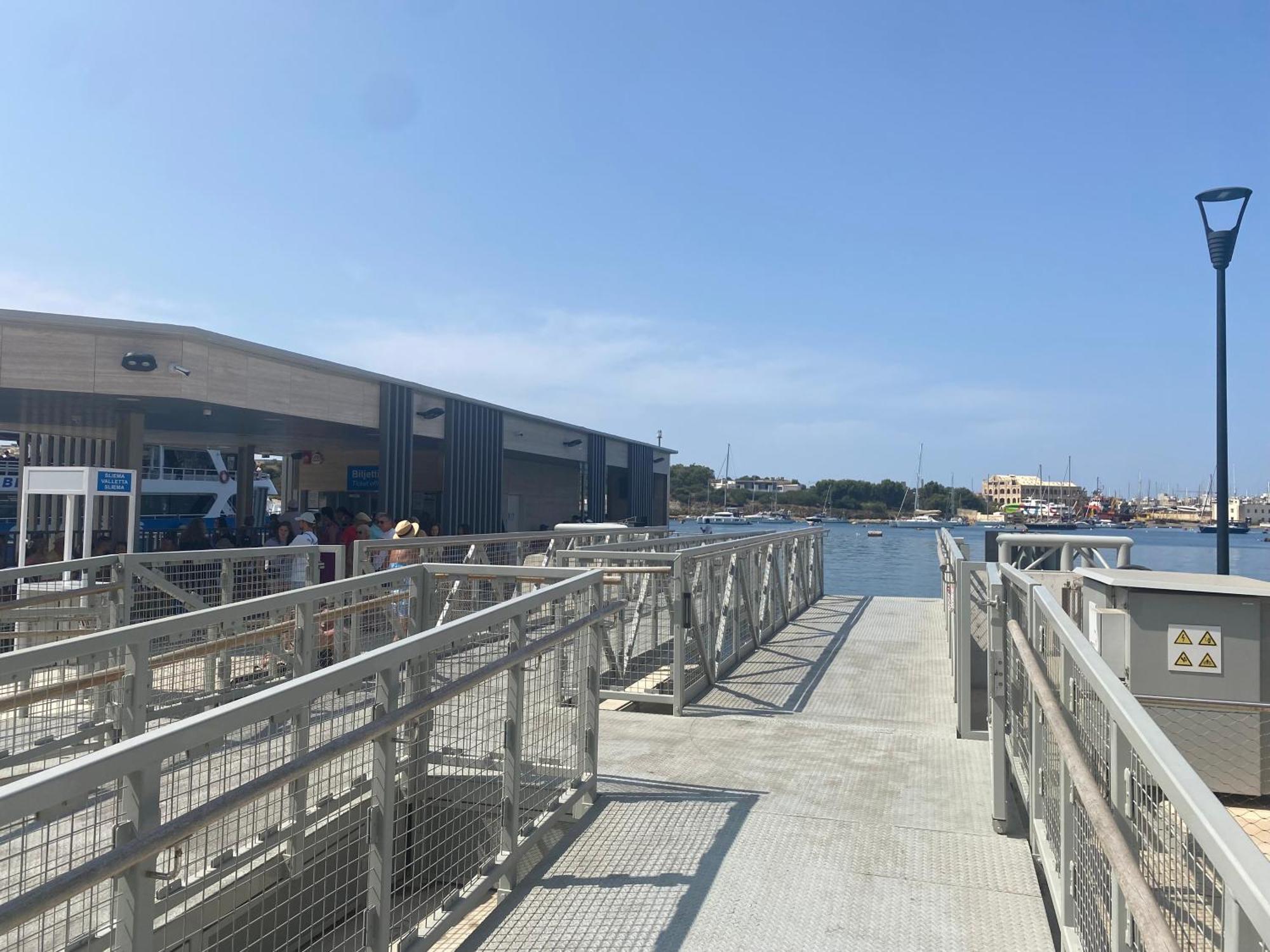 Апартаменты The Coastal Haven - Steps From Sliema's